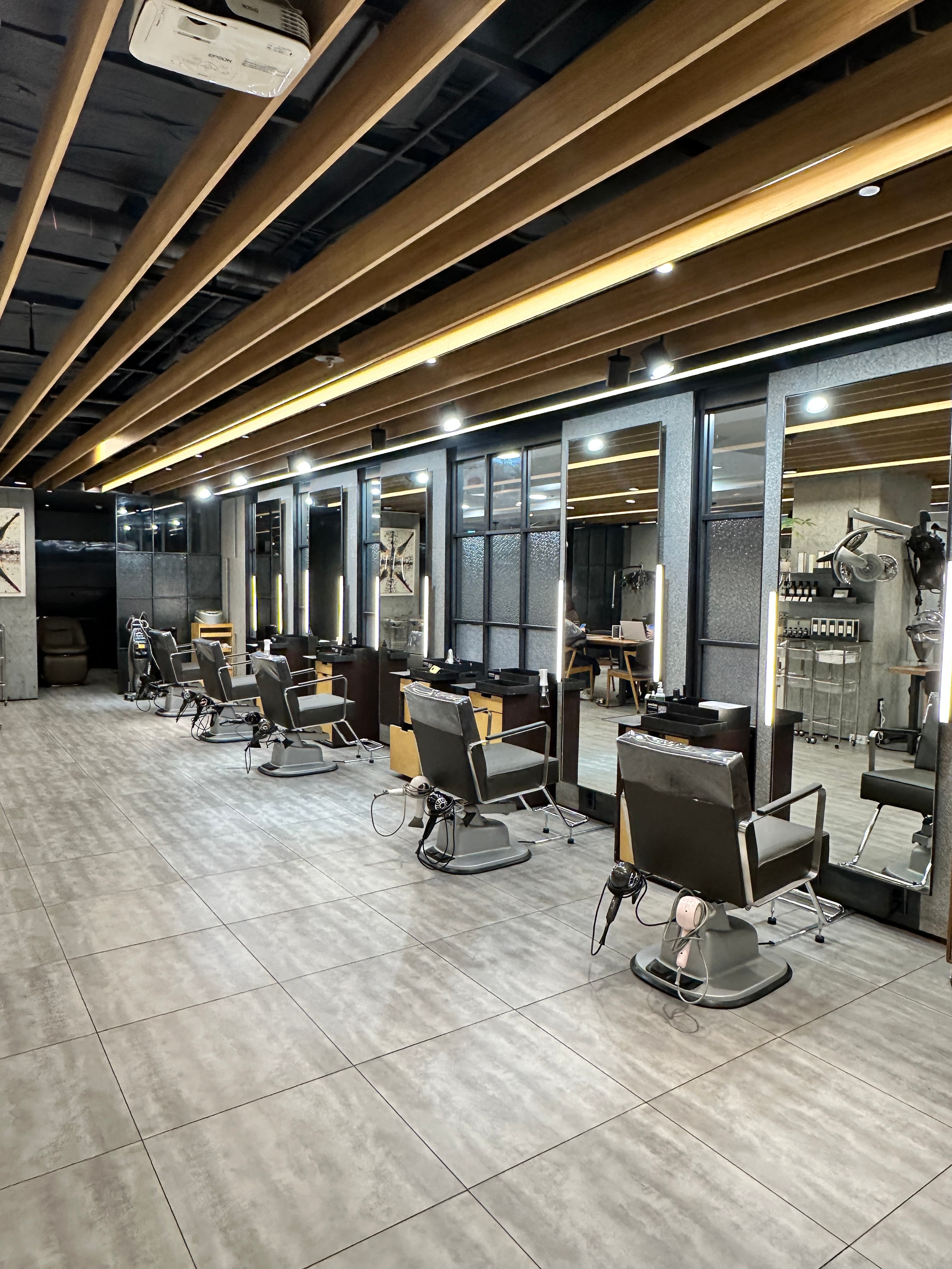 준오헤어 코엑스도심공항점 | hair salon | beauty salon | juno hair — 1