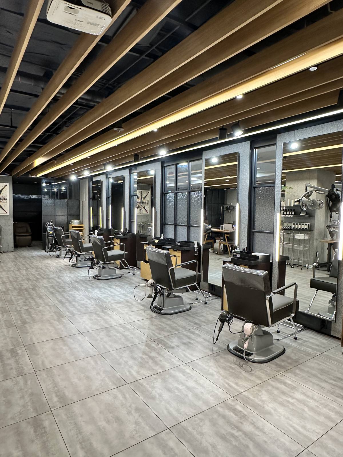 ジュノヘアコエクストシム空港店 | hair salon | beauty salon | juno hair — 1